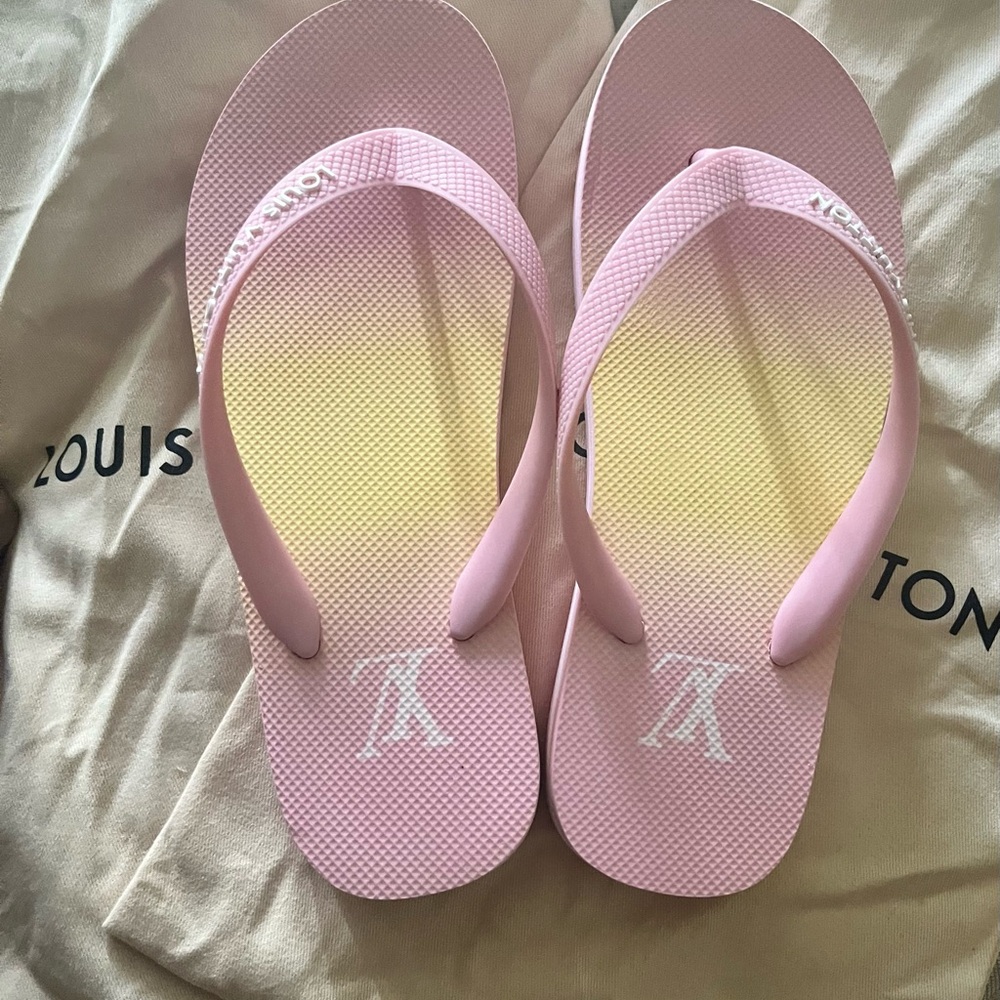 Louis Vuitton Pink Sandals